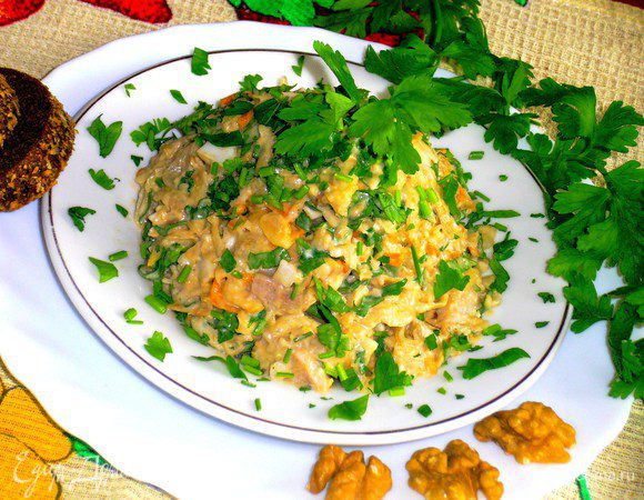 Если будет вкушать и женская половина, советую часть салата отложить и не так усердствовать с перцем, как мужская половина!