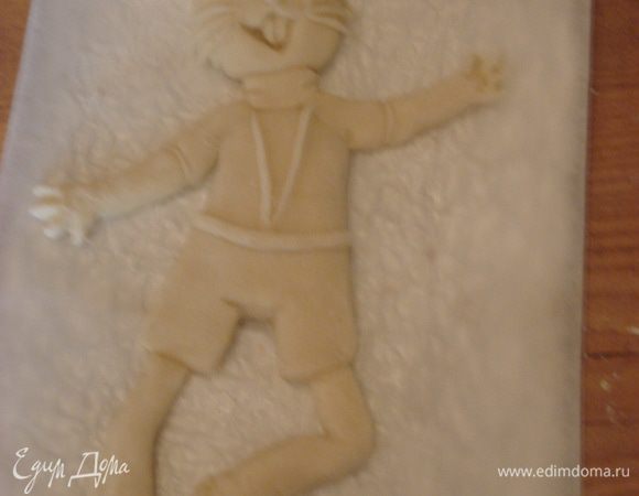 Остались глазки, носик, ротик и оформление костюмчика.