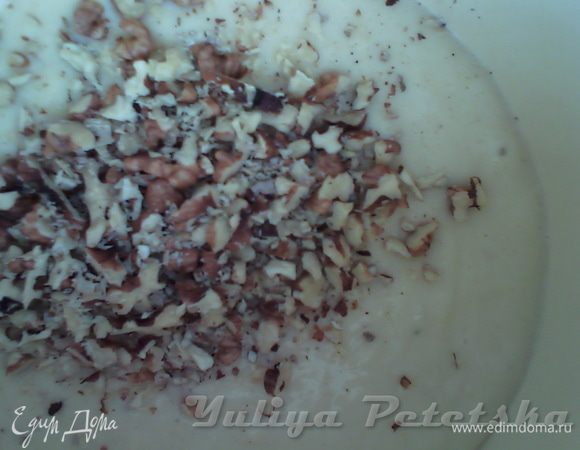  Тем временем делаю вторую партию теста. С орехами 