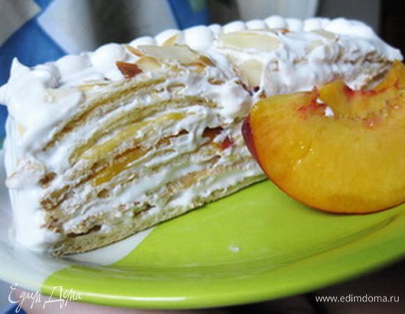 Последнюю вафлю смазать сливками, разровнять, при желании украсить сливками с помощью кондитерского шприца, посыпать оставшимися миндальными лепестками и украсить персиками.
Поставить в холодильник на 1 час.
Это очень вкусно  
Приятного аппетита!