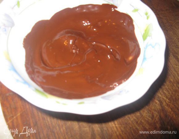 Шоколад растопить в микроволновке или на водяной бане