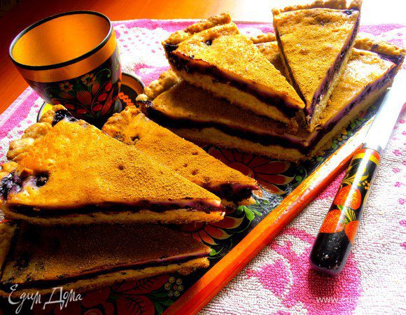 В форме диаметром 27см выпекается вот такое количество кусочков пирога!!!