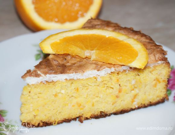 Поставить обратно в горячую духовку на верхнюю полку на 10 минут примерно. Следить чтобы не слишком зарумянился верх. Пирог получается большим.

Приятного аппетита!