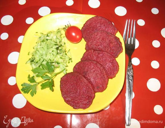 Жарим оладьи. Оладьи нежные и мягкие, переворачивайте их осторожненько!