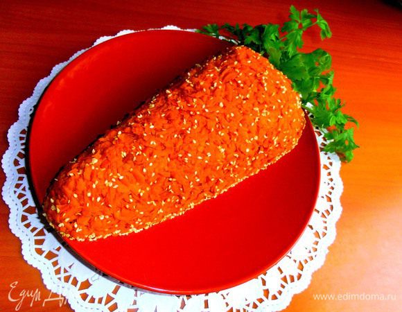 А саму "морковку" обсыпаем обжаренным сезамом (у меня остался от выпечки)