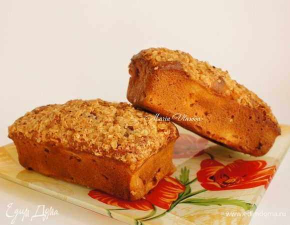 Достать из духовки и остудить минут 15. Извлечь из формы.