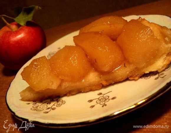 И можно наслаждаться ароматным пирогом! Приятного аппетита!