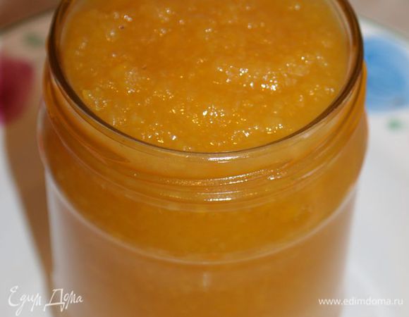 Разлить по стерилизованным банкам. Закатать. На 15 минут перевернуть на крышку, потом вернуть в обычное состояние. Полностью остудить. 