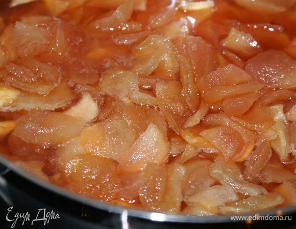 Снять с огня и полностью остудить. Я оставила на ночь. Яблоки должны пропитаться сиропом.