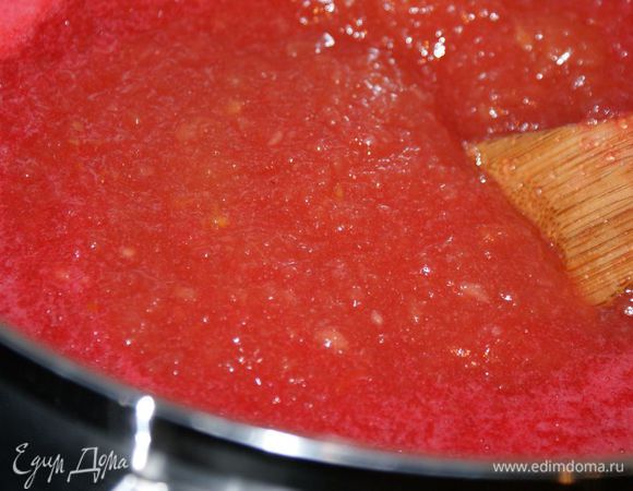 Добавить красную смородину.