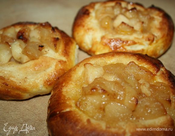 Разогреть духовку до 200 гр. и выпекать 15-20 мин.