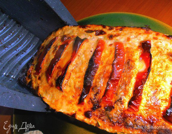 Вынимаем из формы...,из силикона он легко выскальзывает!