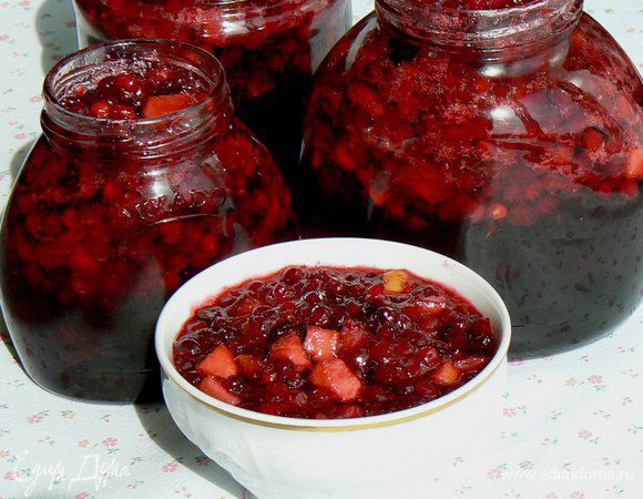 Очень приятно достать баночку зимой!