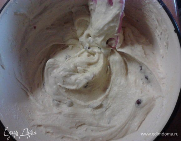 Примешать клюкву.