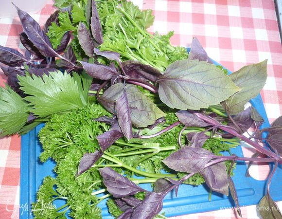 зелень промыть и просушить