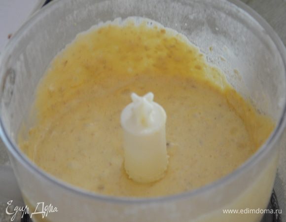 Размешать все миксером и при помощи блендера.