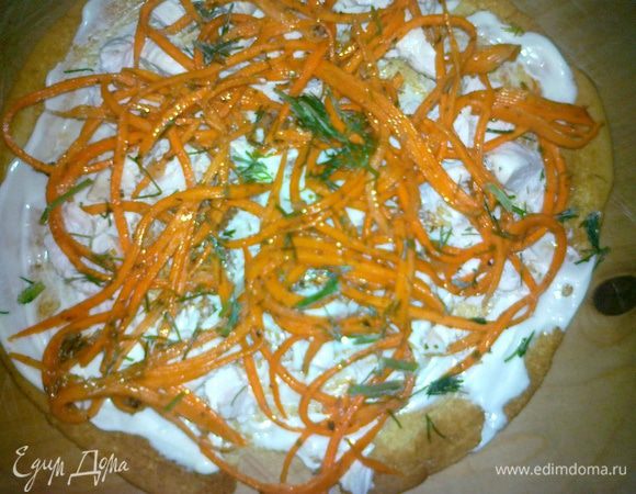 свернуть рулетом и нарезать на не крупные кусочки