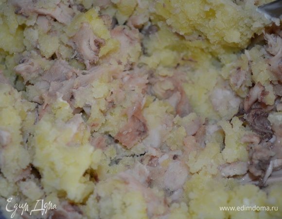 мясо смешать с пюре