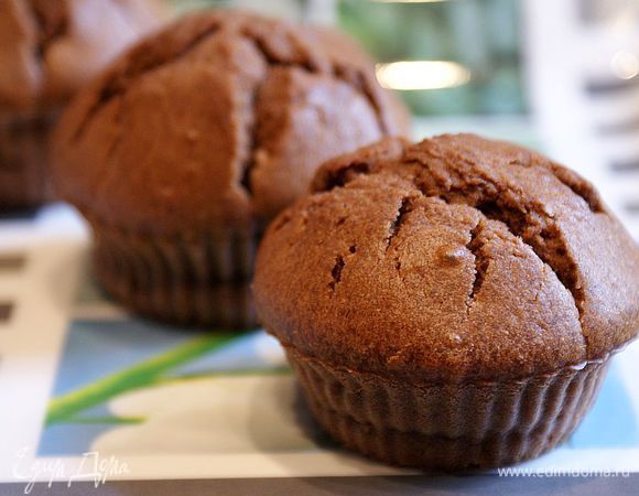 Духовку разогреть до 180 градусов. Выпекать маффина 20-25 минут. Приятного аппетита!