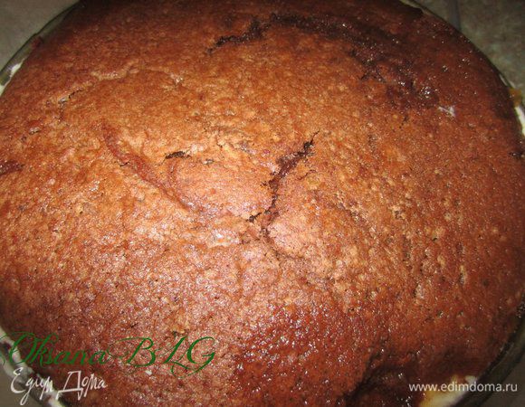 Торт поставить на 3-4 часа в холодильник.