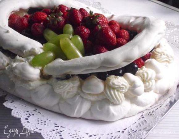 ...выложить на крем.