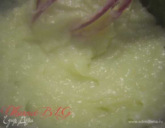 Поставить на огонь, варить до загустения.