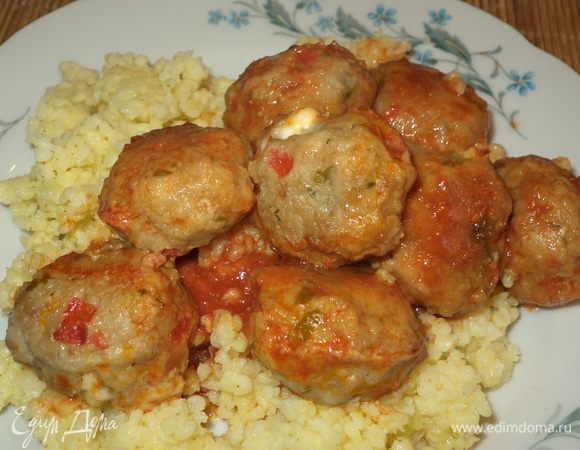 все готово! Подаем с любым гарниром(у меня пшенная каша,наслушалась утром Малышеву о ее полезностях и не оказала себе в удовольствии ею поужинать!)