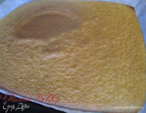 Выпекать при температуре 180 градусов, 7-10 минут, до золотистого цвета.