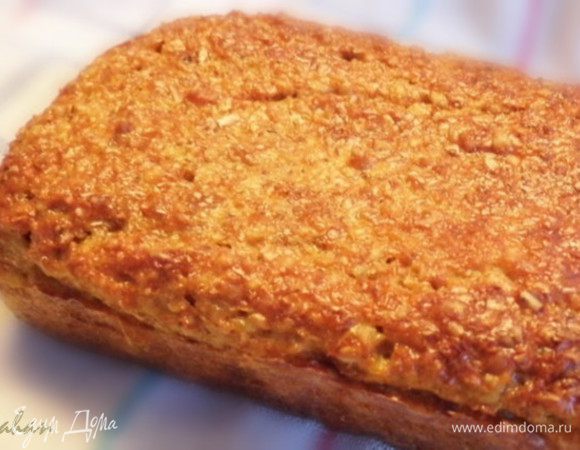 Замесить тесто из всех ингредиентов. Оставить тесто на 1 час для набухания отрубей.  Переложить тесто в маленькую хлебную форму для выпечки (у меня есть размером 6х12х5 см). Пусть тесто в форме постоит ещё минут 15.  Поставить форму в заранее разогретую до 200*  духовку на 10 минут. Затем, уменьшив нагрев до 170*, печь хлеб ещё 15-20 минут (до сухой деревянной шпажки).