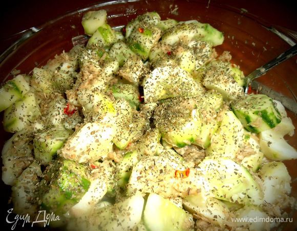 Посыпаем базиликом (у меня только сушёный)