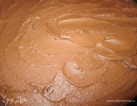 Накрыть коржом, покрыть ганашом.
