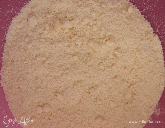 Я это сделала при помощи блендера на низкой скорости.