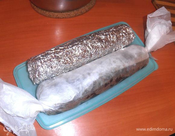 Получаем 1кг домашней сладости(я взвесила с упаковкой-1,060кг).Отправляем на ночь или на несколько часов в холодильник...