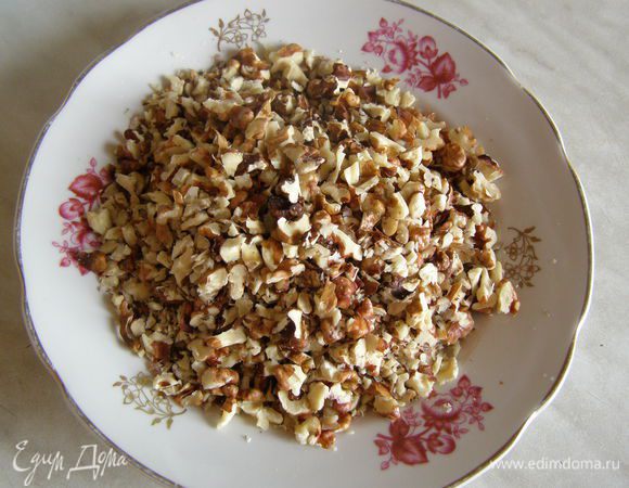 Орехи порубить ножом