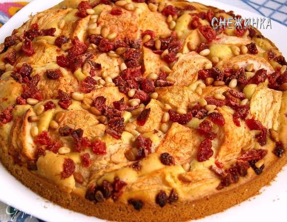 Немного подождём и вынимаем из формы. 