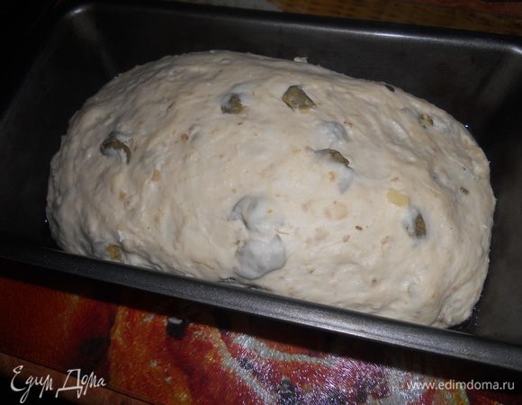 выложить тесто в форму и дать подойти около 1часа,выпекать при т.190 около 45 мин.