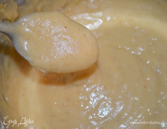 топим...топим...пока масло не разойдется и смесь не станет жидкой. Она должна покрыться белой пеной! Кстати пахнет очень вкусно!!!!