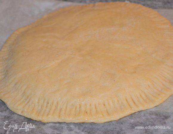 выпекаем пряник при 180 градусах примерно 30-35 минут, он должен потемнеть и издавать дивный аромат!