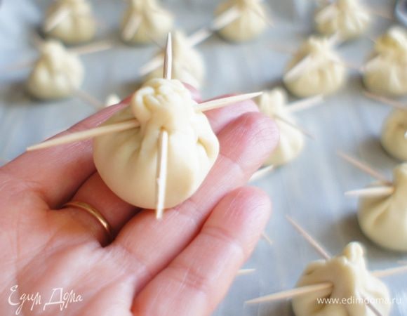 Скрепить 2-мя зубочистками для надежности))