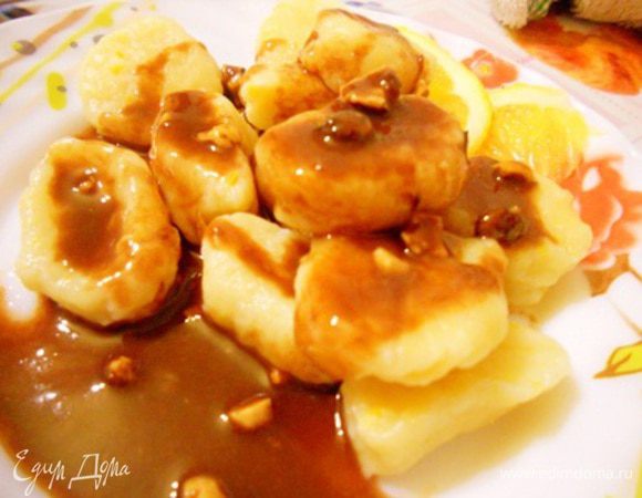 кушать горячими полив соусом...приятного аппетита...