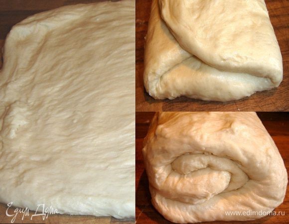 Через полчаса тесто размять руками в прямоугольник на присыпанной мукой поверхности,сложить втрое (слева-направо и справа-налево). Затем свернуть тесто от себя в рулет. Переложить тесто в миску,накрыть полотенцем и убрать в тёплое место ещё на 30 минут.
