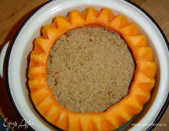 поставить в кастрюлю, залить небольшим количеством воды, добавить растительное масло и довести до готовности в духовке на среднем огне(в начале накрыть кастрюлю крышкой, чтобы дать протушиться рису).