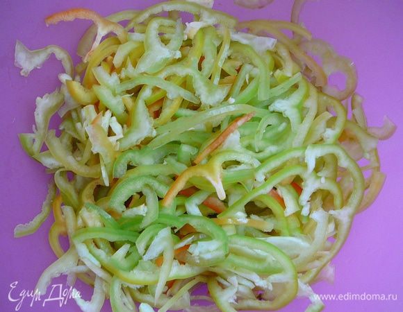 Перец соломкой.