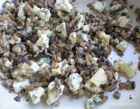 Добавить к грибам.