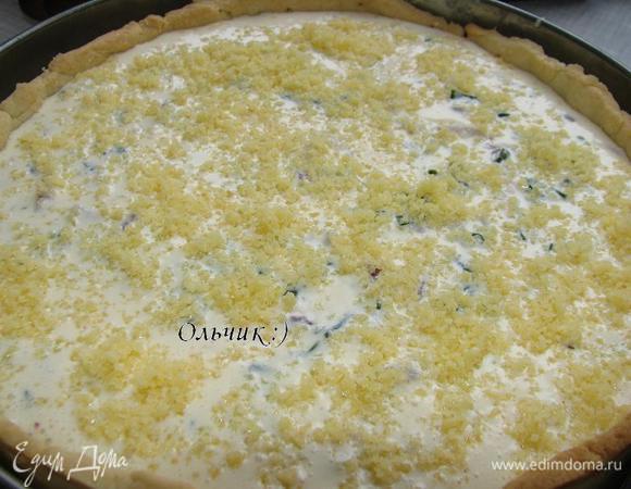 Присыпаем оставшимся сыром.