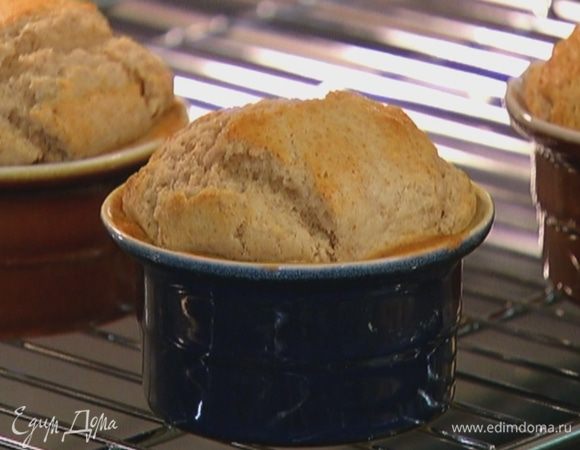 Выпекать булочки в разогретой духовке 20 минут.