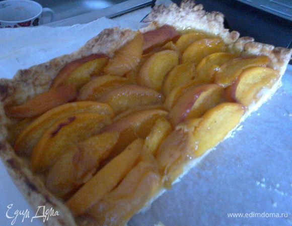 Выпекаем пирог 20 мин при температуре 180 градусов. Тарт становится еще вкуснее на 2й день)