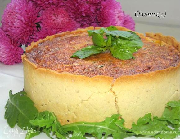 Даем отдохнуть пирогу минут 15, затем вынимаем из формы и подаем!!!! Угощайтесь!