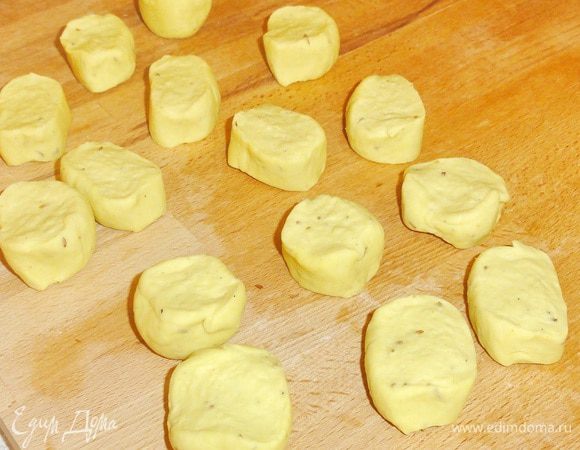 Разделите на 14-15 кусочков.