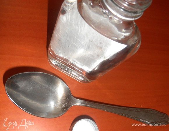 Водка нужна для хруста...Не пугайтесь, если готовите детям-всё испарится, а хруст останется!